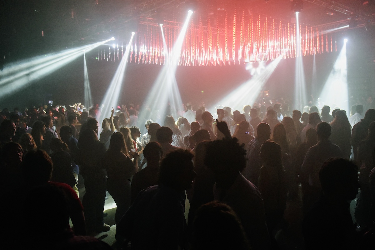 Dopo Crans-Montana i controlli nelle discoteche italiane sono aumentati