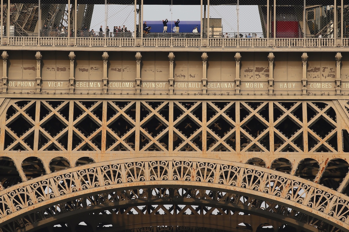 Sulla Tour Eiffel saranno ricordate anche 72 scienziate