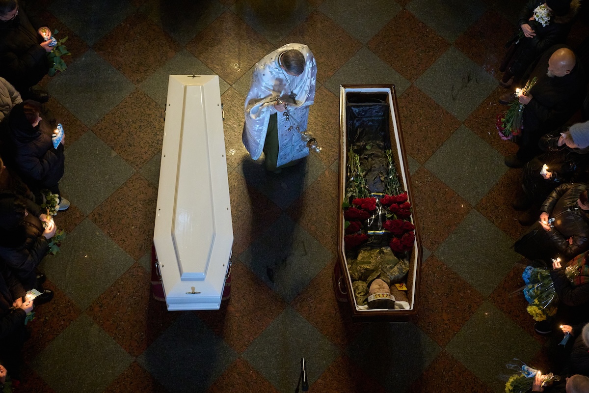 I soldati uccisi, feriti e dispersi in Ucraina sono quasi due milioni