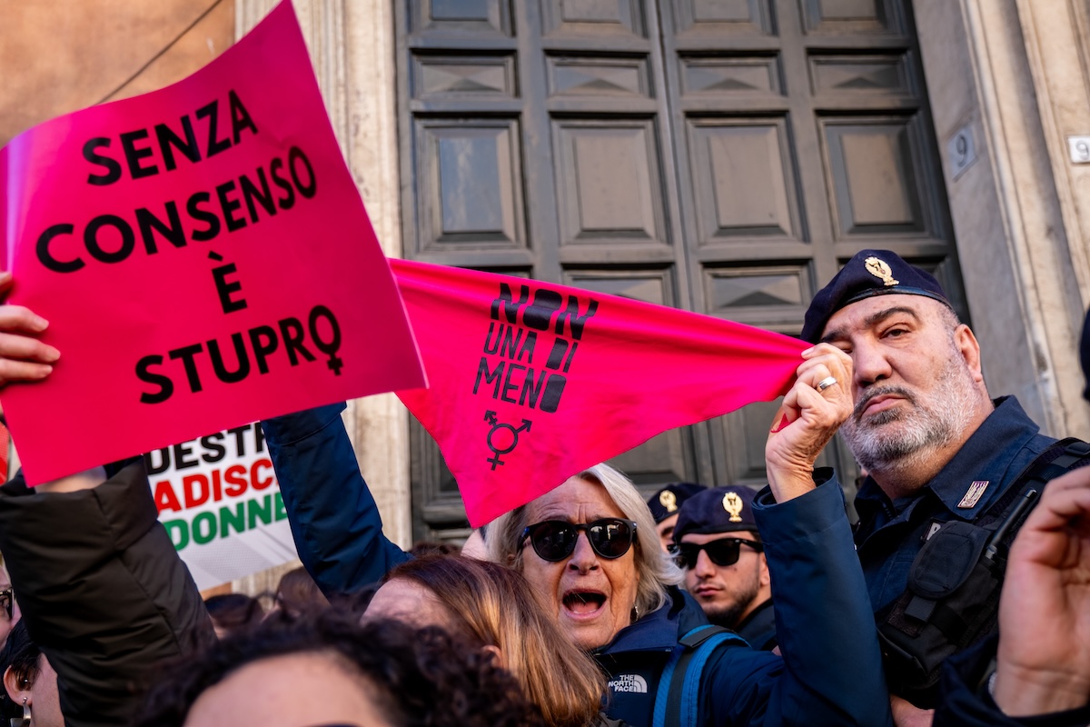 La differenza tra “consenso” e “dissenso” per accertare una violenza sessuale