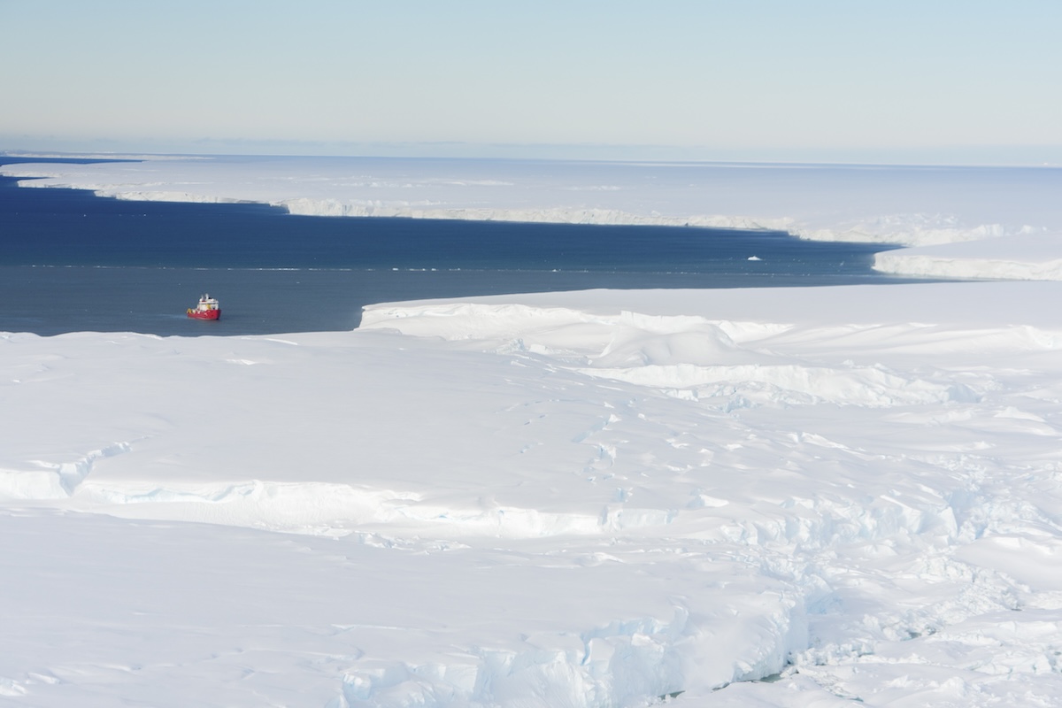 Quanto dobbiamo preoccuparci di questo colossale ghiacciaio