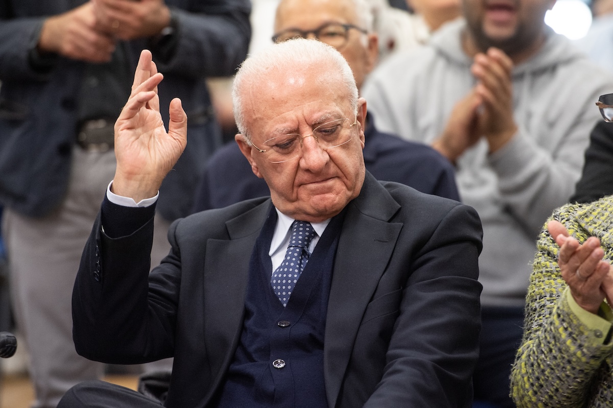 Le manovre di Vincenzo De Luca per diventare sindaco di Salerno