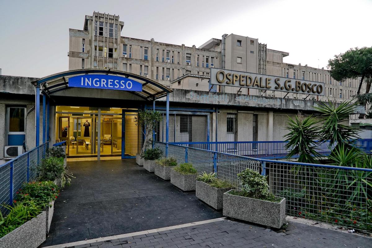 Le indagini sugli affari della camorra all’ospedale San Giovanni Bosco di Napoli