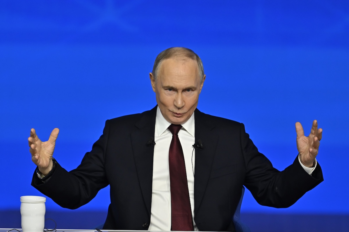 La Russia sta approfittando della guerra per vendere il suo petrolio