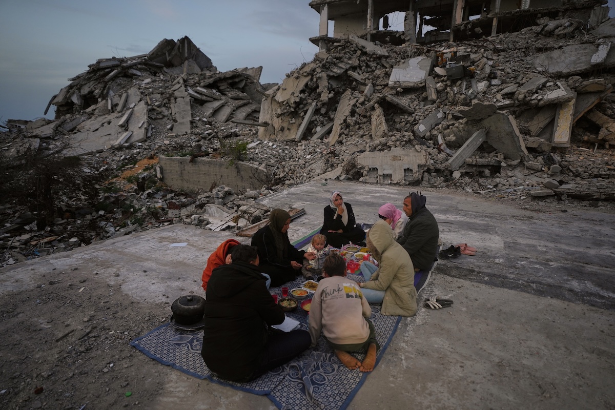 E Gaza, in tutto questo?