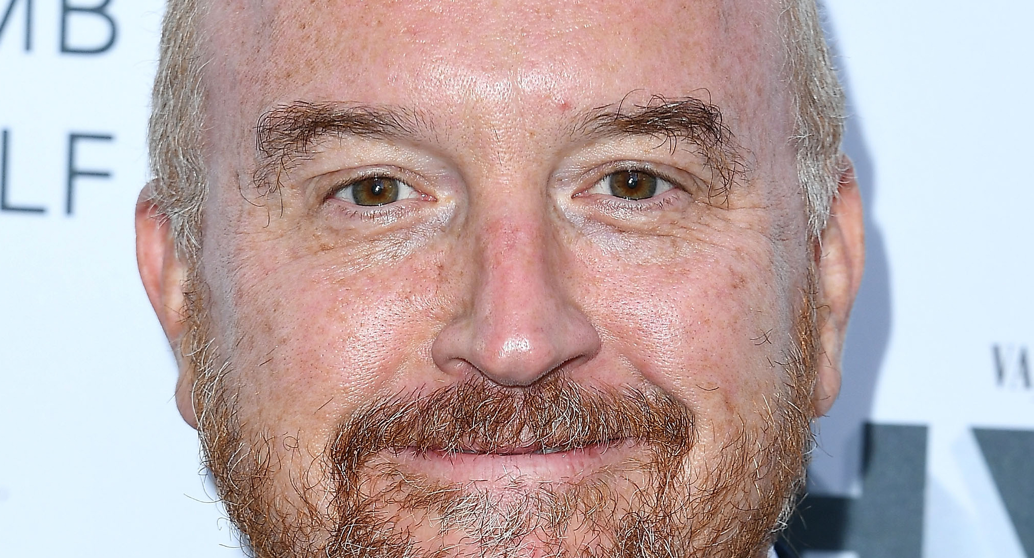 Si può di nuovo ridere guardando Louis CK?