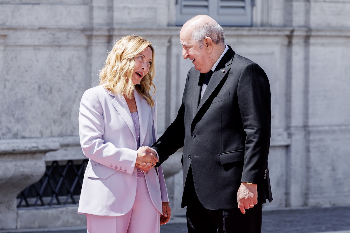 L’Italia sta cercando alternative al gas bloccato dalla guerra in Medio Oriente