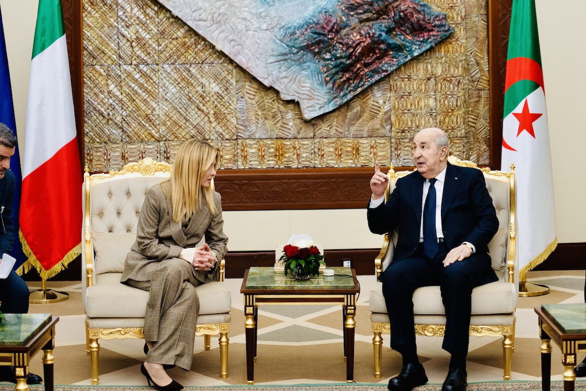 L’Italia sta cercando alternative al gas bloccato dalla guerra in Medio Oriente