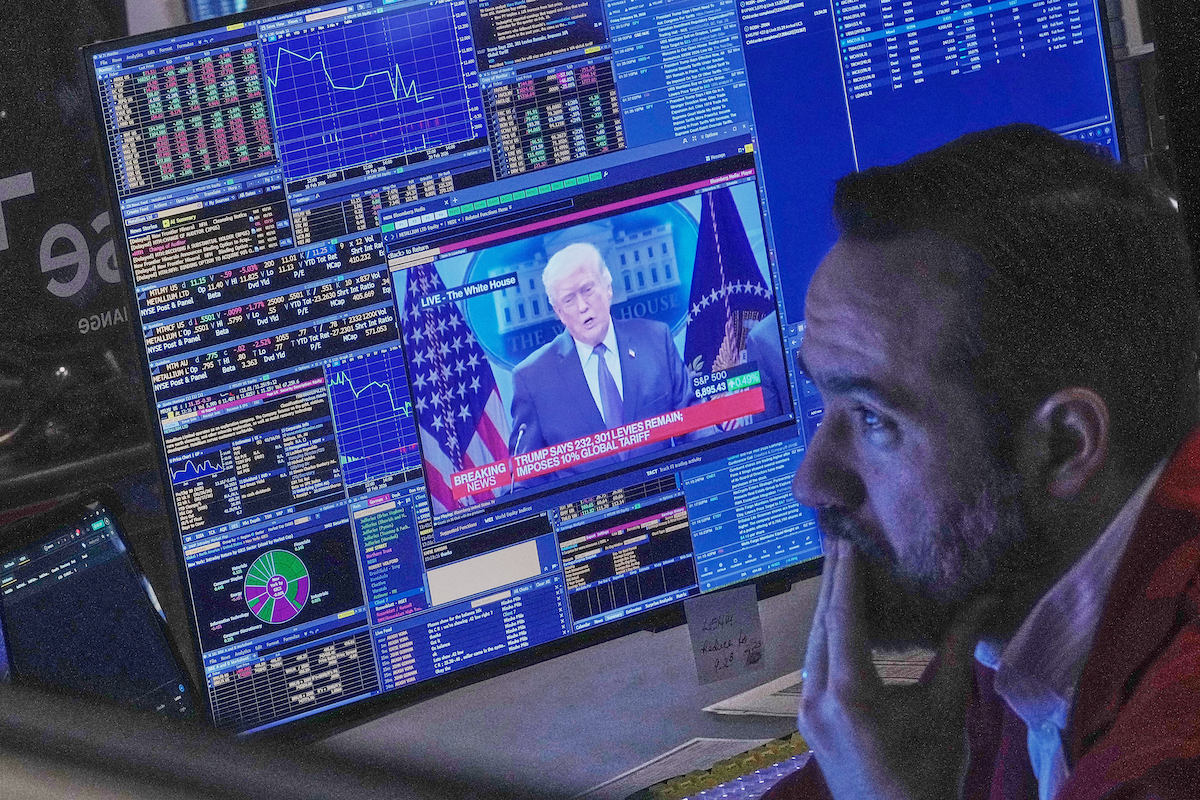 Qualcuno sta guadagnando molto con la guerra, e c’entra il governo americano