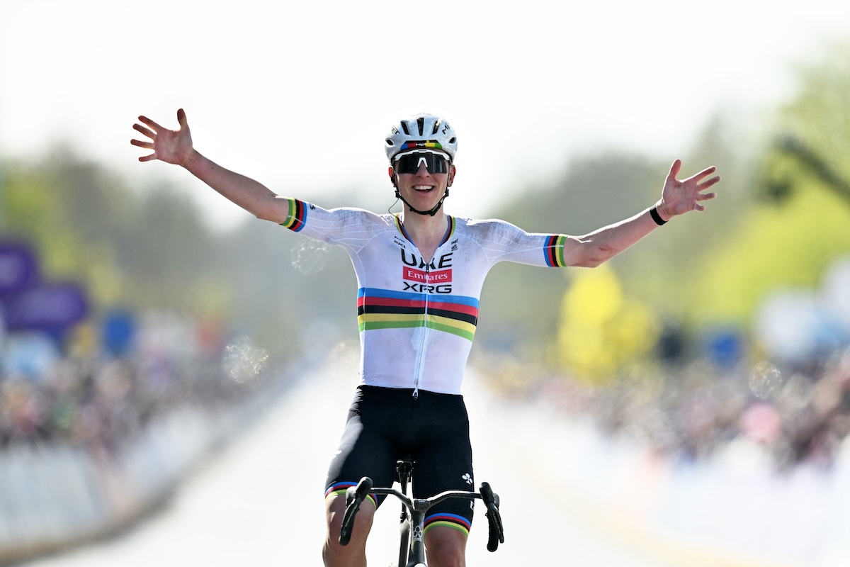 Tadej Pogačar ha dominato anche il Giro delle Fiandre