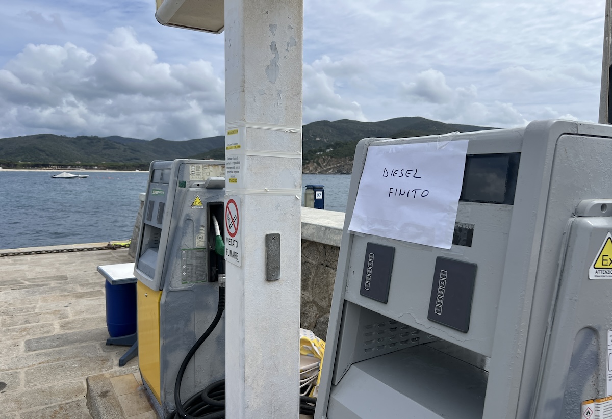 La guerra in Medio Oriente sta bloccando i pescatori italiani
