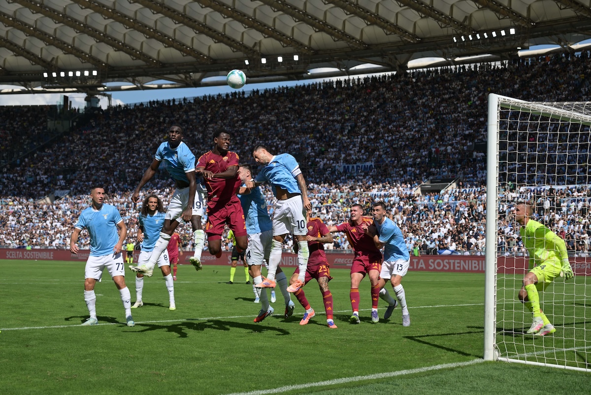 Il derby di Roma, incasinato bene