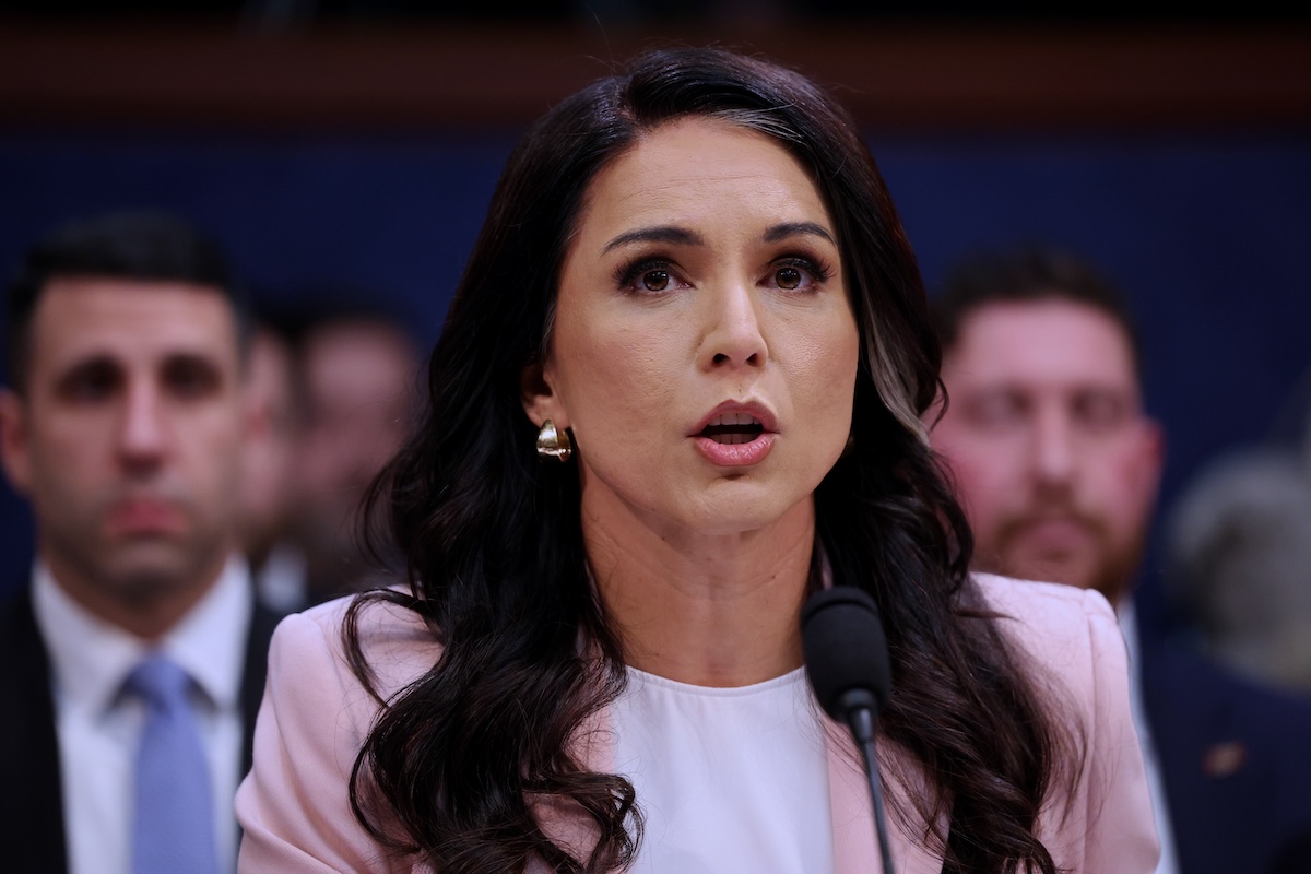 Tulsi Gabbard ha detto che si dimetterà