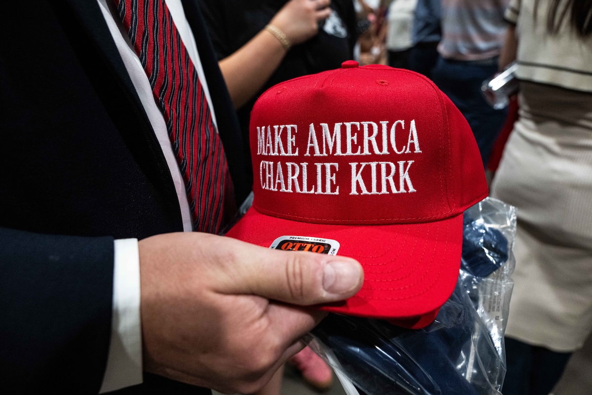 I risarcimenti a chi era stato licenziato per aver criticato Charlie Kirk dopo il suo omicidio