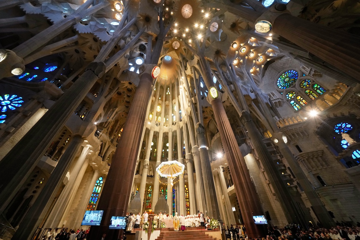Papa Leone ha inaugurato la torre più alta della Sagrada Familia