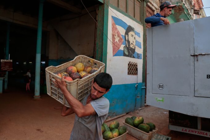 Due metodi di sopravvivenza a Cuba