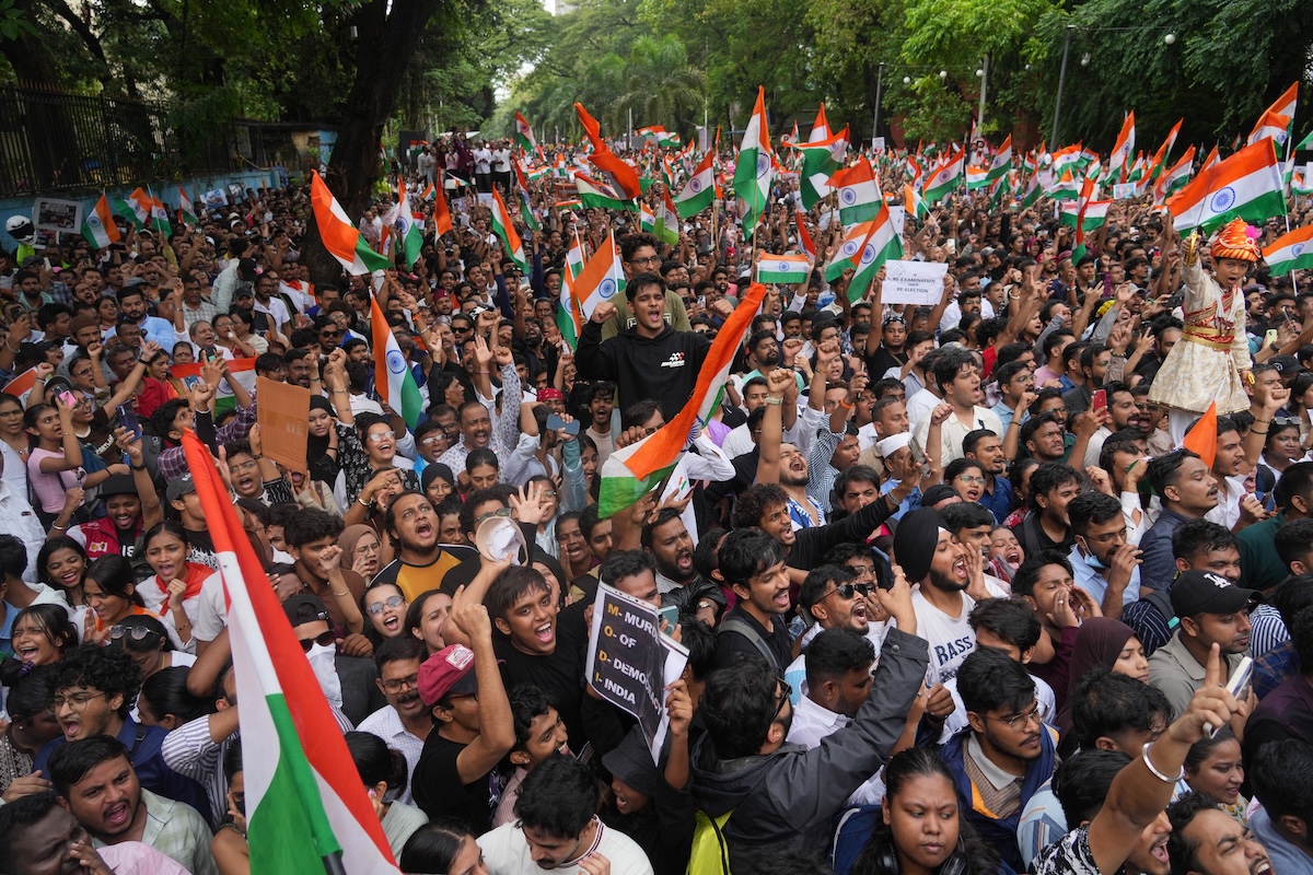 L’esame che ha innescato la protesta degli scarafaggi in India