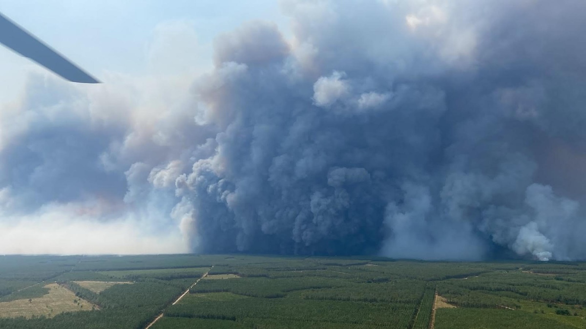 Un incendio così grave che ha causato un temporale