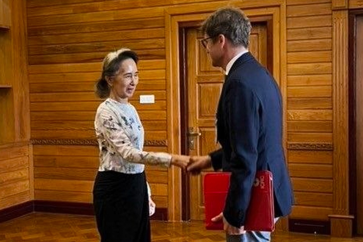 La prima apparizione di Aung San Suu Kyi dal 2022