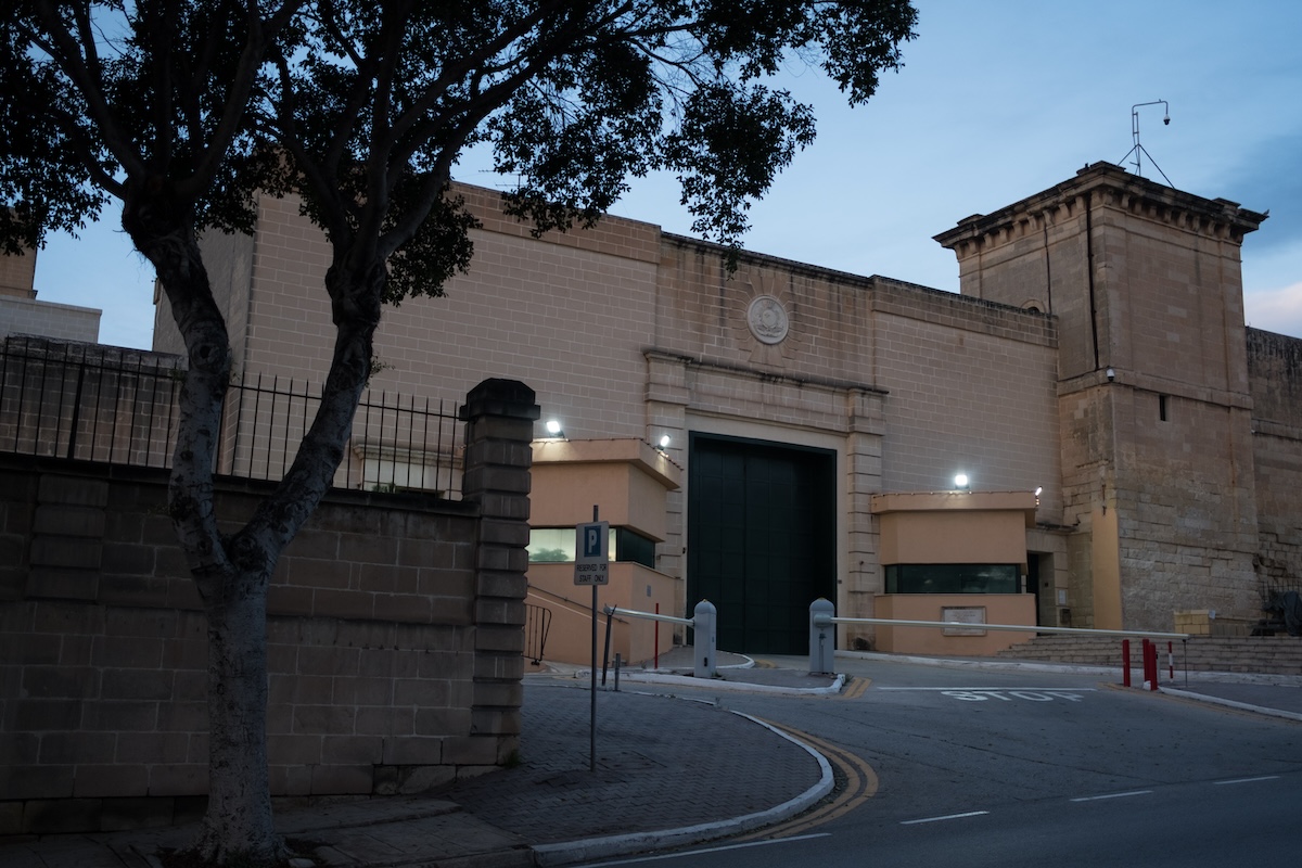 La storia del quindicenne italiano in carcere a Malta da oltre due mesi