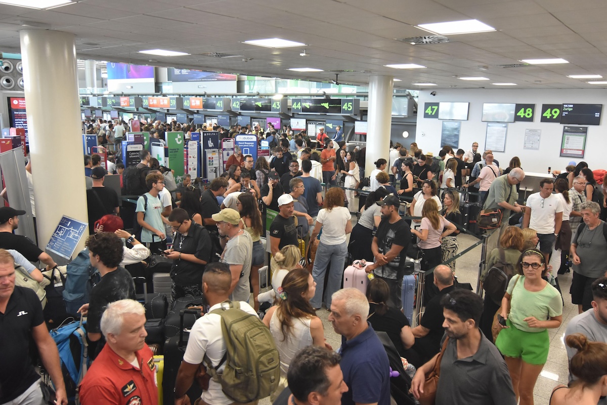 La chiusura dell’aeroporto di Catania è un guaio anche per gli altri scali siciliani