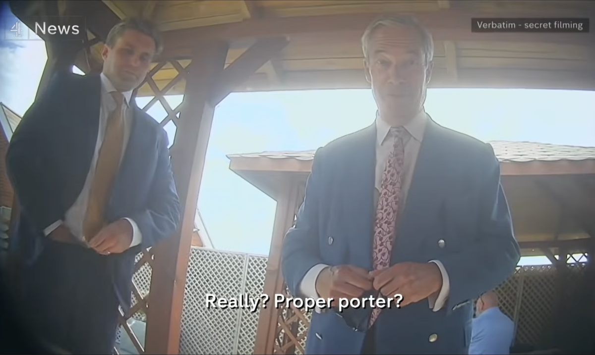 Un’inchiesta fatta sotto copertura è un altro guaio per Nigel Farage