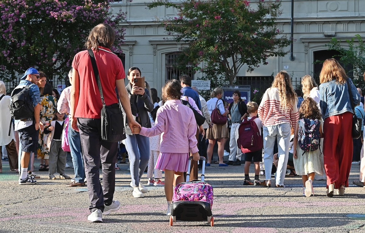 Limitare gli studenti stranieri nelle classi non è così semplice