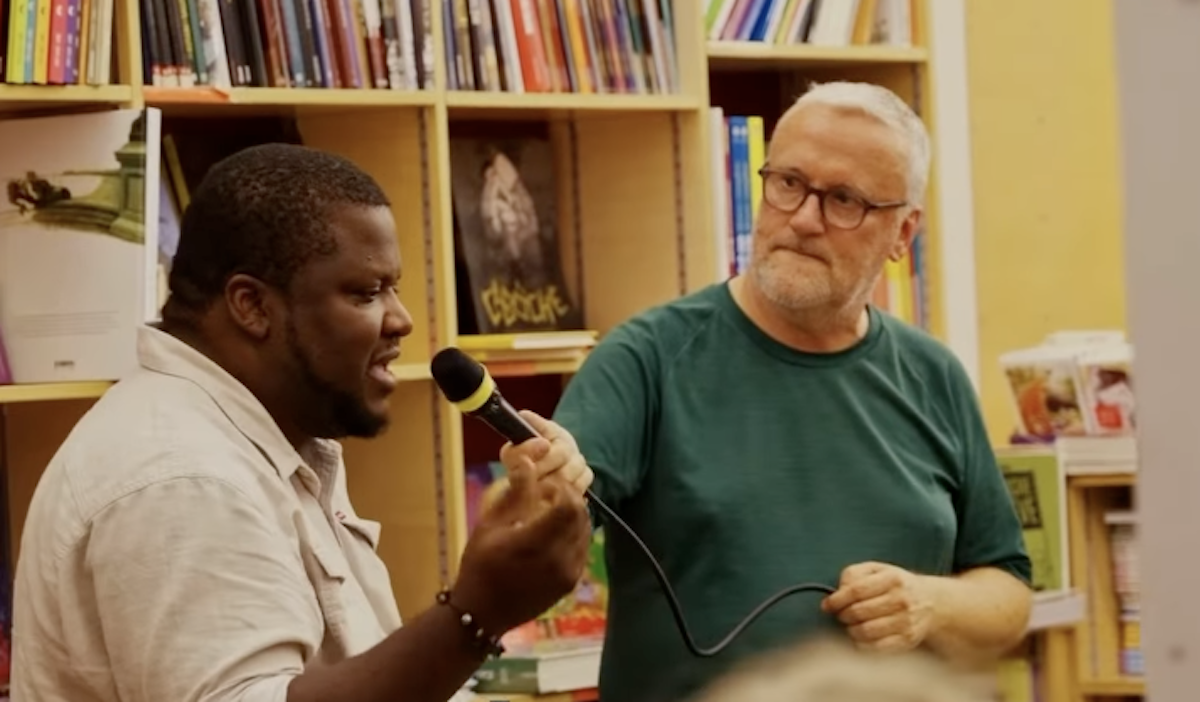 L’autore accusato di aver scritto un romanzo interamente con l’AI