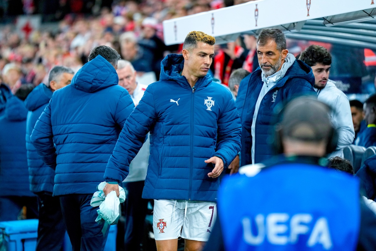 Cristiano Ronaldo è rimasto in panchina per un’intera partita del Portogallo