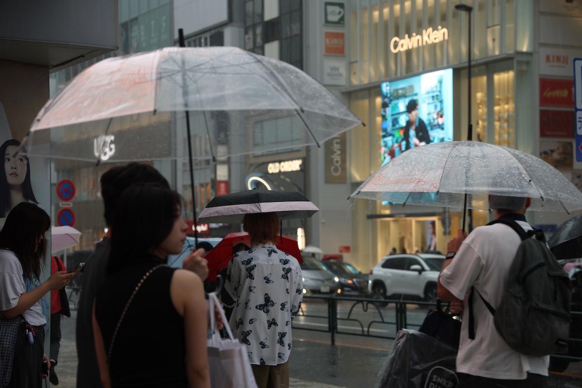 A Tokyo non smette di piovere da 35 giorni