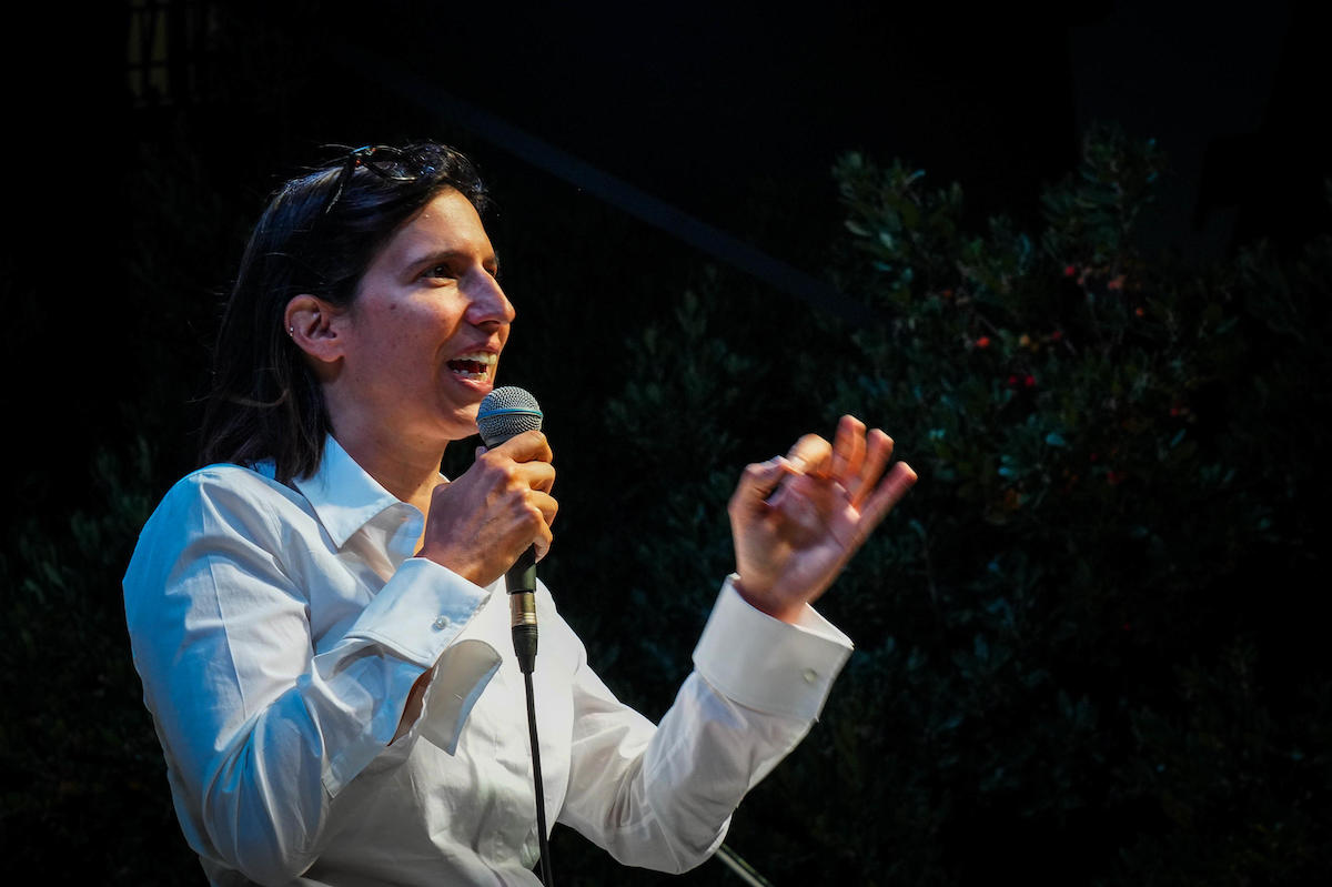 Elly Schlein vuole un solo rivale alle primarie