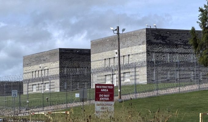 Il Pentagono vuole trasmettere in diretta streaming la fucilazione dell’autore della strage di Fort Hood