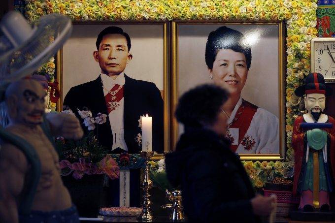 Un film su un vecchio complotto ha fatto infuriare la destra in Corea del Sud
