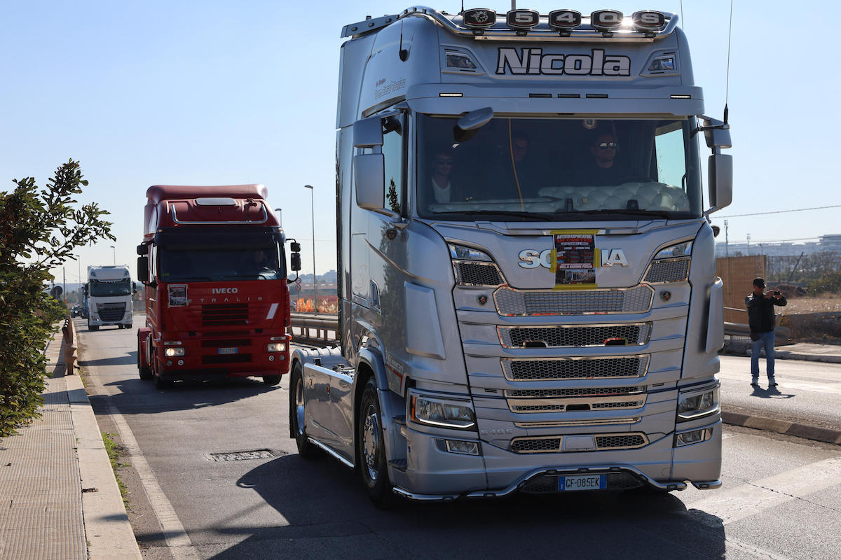 Al Sud continuano i blocchi stradali
