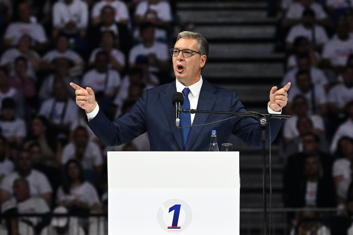 Come Vučić si è preso la Serbia