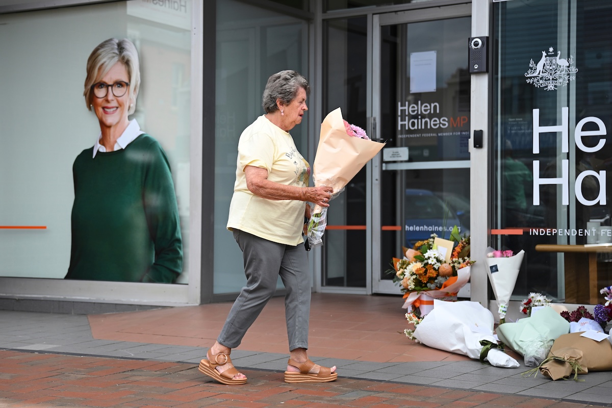Cosa si sa dell’attacco alla parlamentare australiana Helen Haines