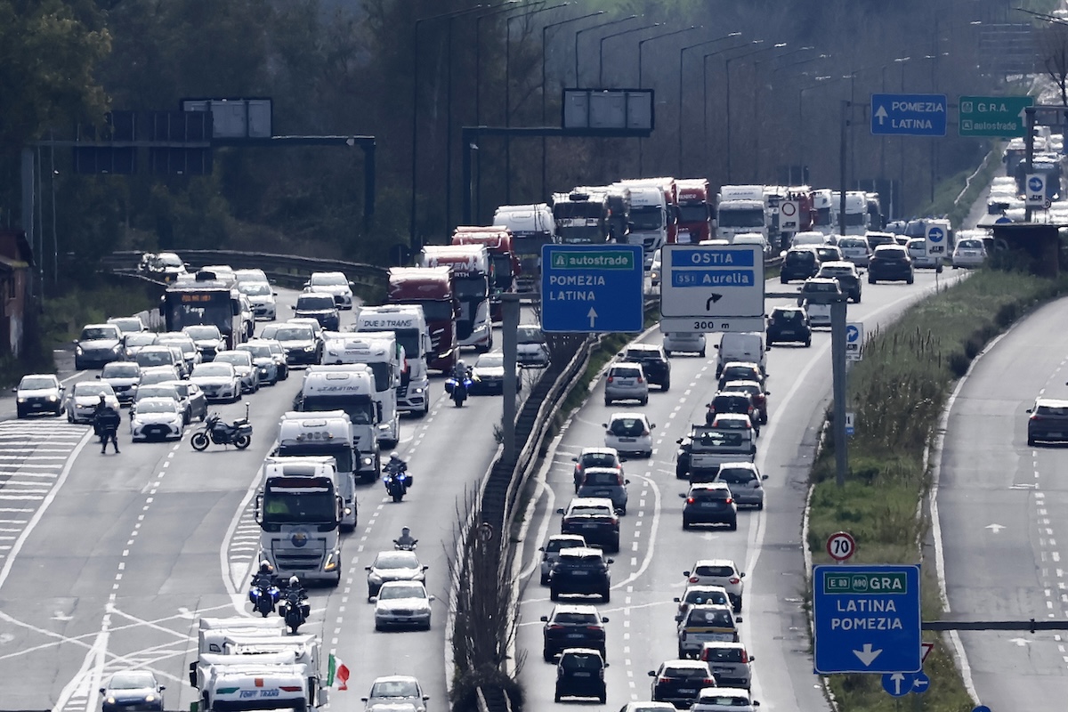 Ci sono proteste degli autotrasportatori anche nel Lazio