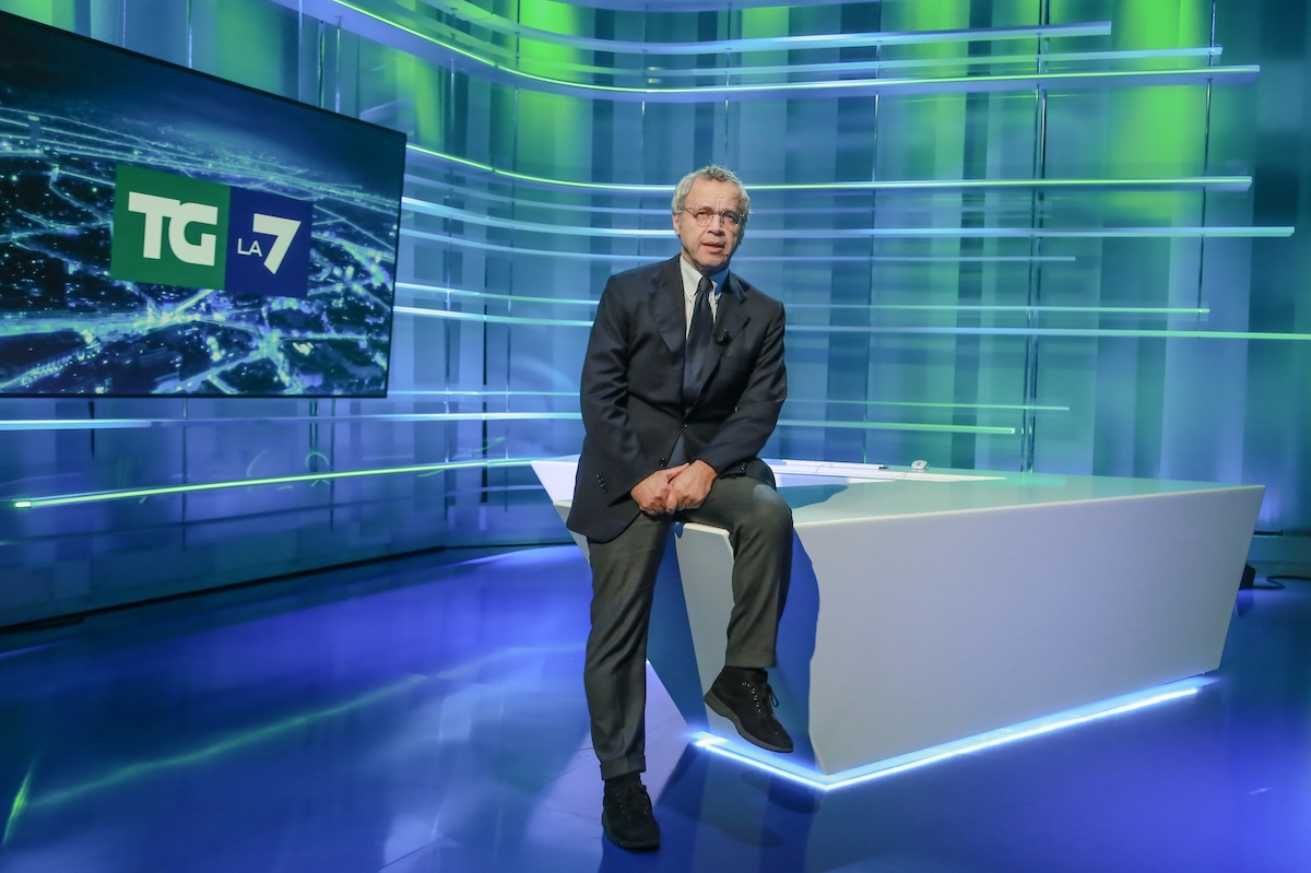 Enrico Mentana ha detto che dal 23 dicembre non condurrà più il TGLa7