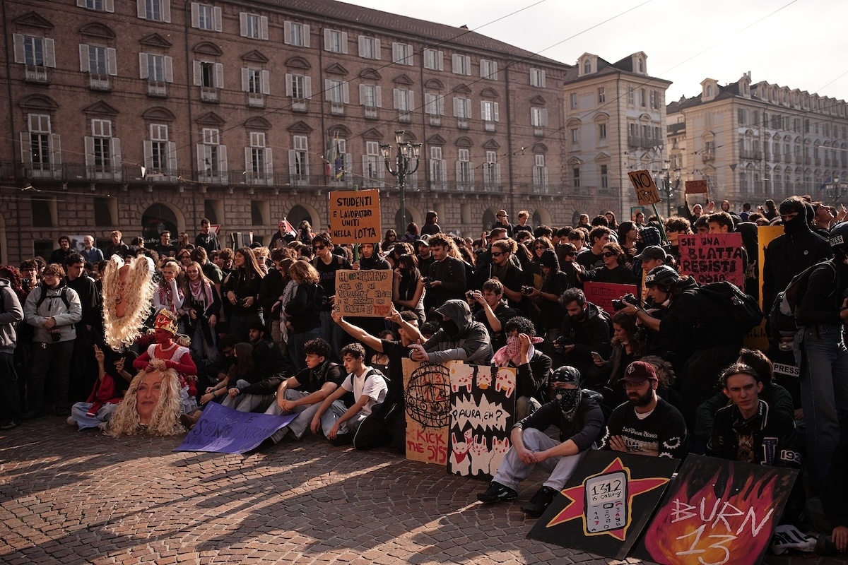 Le foto delle manifestazioni in tutta Italia, molto partecipate