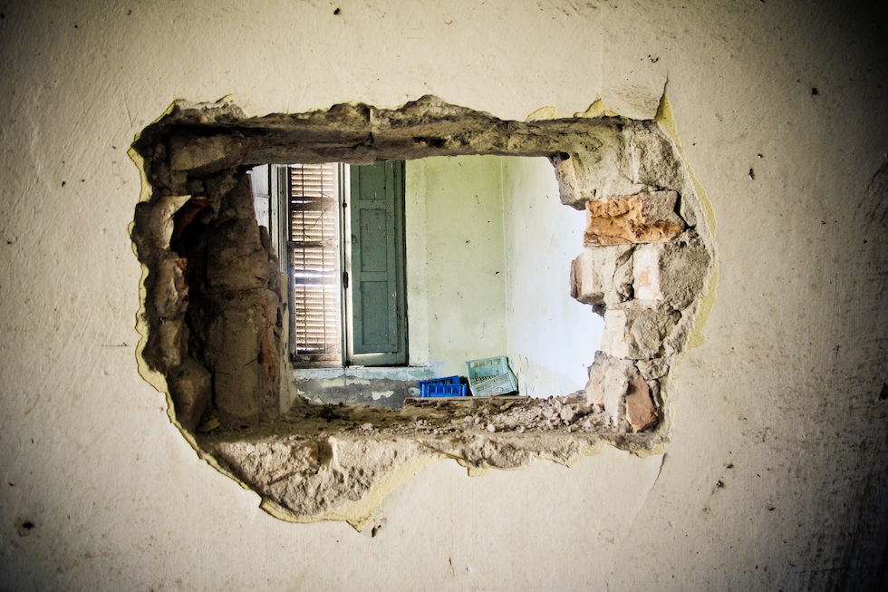 Con ogni mezzo necessario