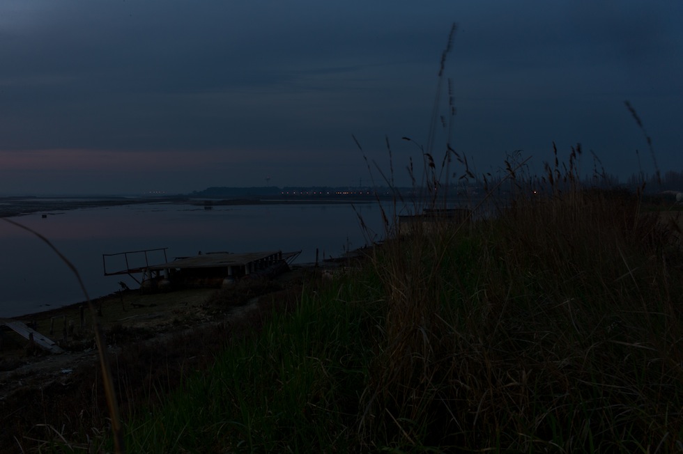 Da qui i fuochi sono lontani