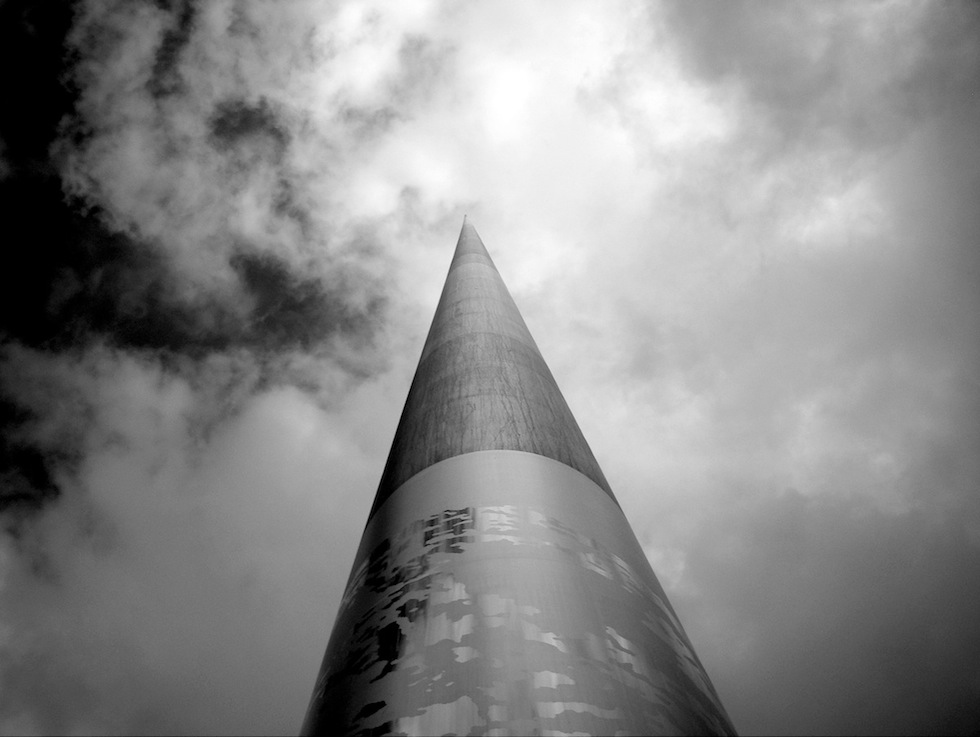 Come un dito nel culo al futuro