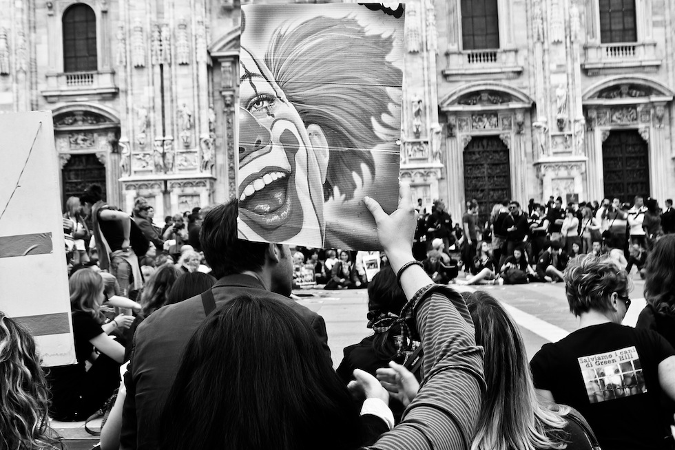 Sarà un sorriso a seppellirvi